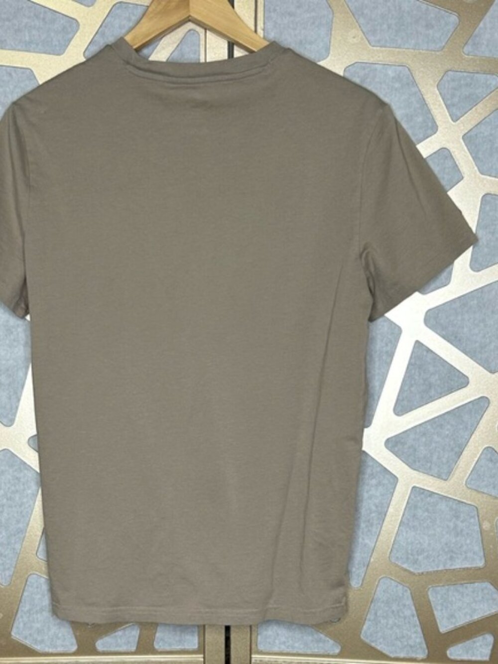 H&M Regular Fit Short Sleeve Tee - Picture 2 of 5